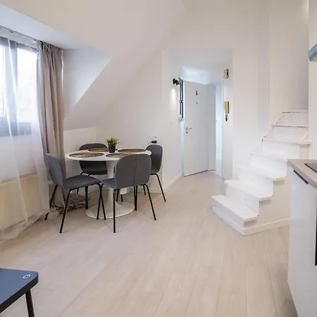 Apartment Luxembourg 6 *