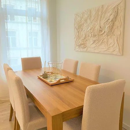 Apartment Grand Place - St Catherine - Midi - 10 Min Walk - 60mp Beautiful