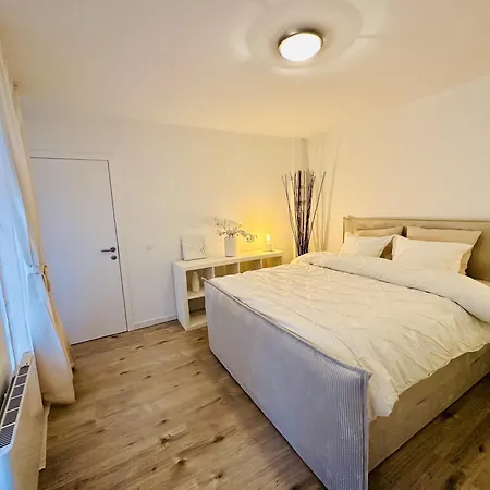 Grand Place - St Catherine - Midi - 10 Min Walk - 60mp Beautiful Apartment *