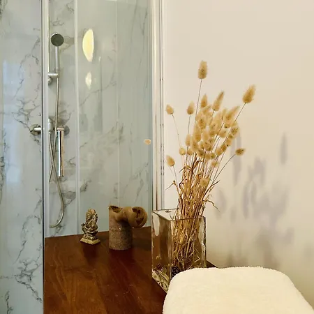 Apartment Grand Place - St Catherine - Midi - 10 Min Walk - 60mp Beautiful Brussels