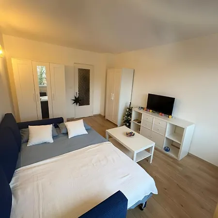 Blueberry Apartment *