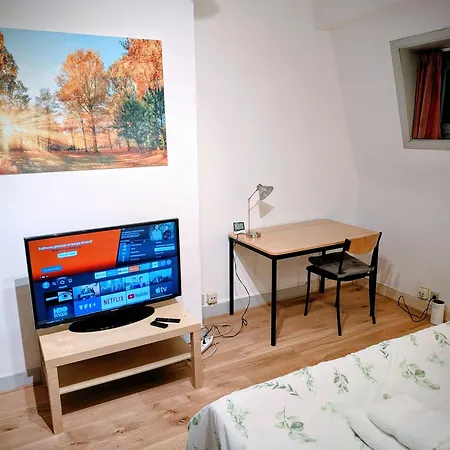 Duplex 3br Near Supermarkets & Metro Appartement
