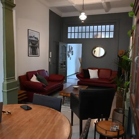 Apartment P60 Character & Comfort In 1000 *