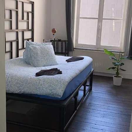 Cosy Near Grande Place Apartment *