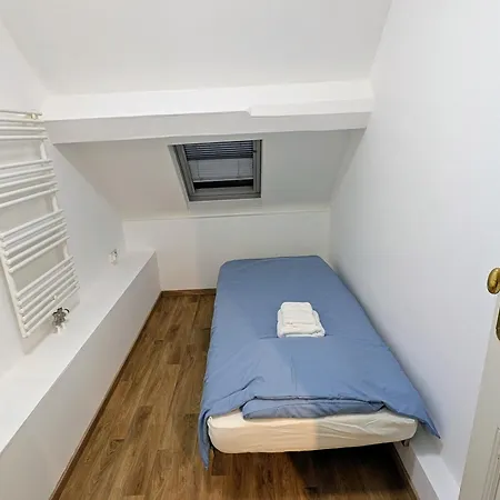 Appartement Duplex 3br Near Supermarkets & Metro Brussel
