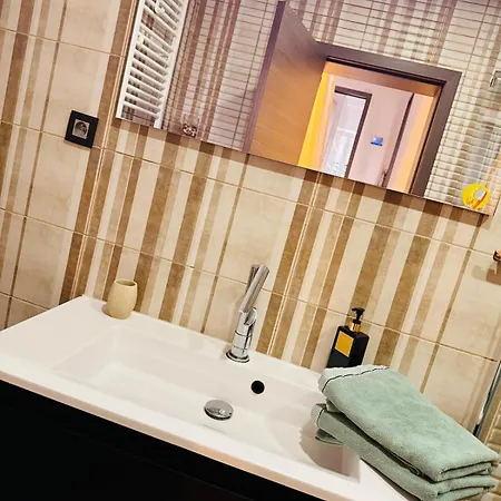 L'imperial Wifi & Confort Holiday home Brussels