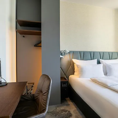 One 3* Brussels