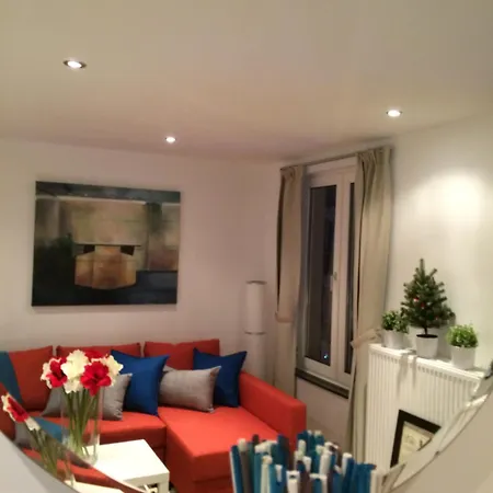 Appartement - Steps Grand Place - Local Vibrant Neighbourhood