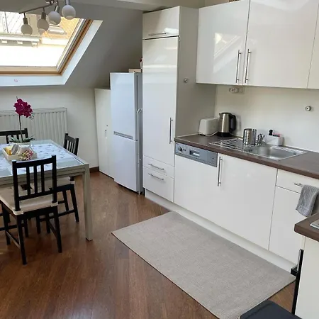 Appartement - Steps Grand Place - Local Vibrant Neighbourhood