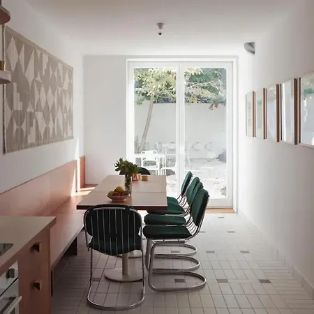 Apartment With City View In Saint-Gilles, 80 M² Apartment Brussels