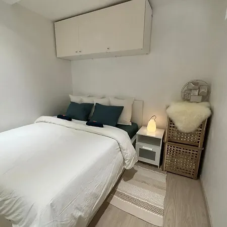 Comfortable In Brussels, 35 M², 3 Persons Apartment Brussels
