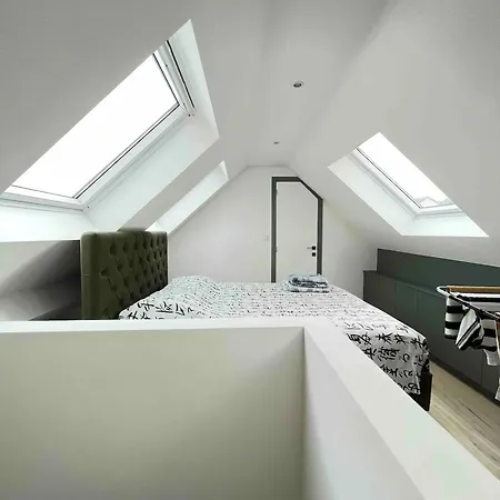 Cozy Apartment In Saint-Josse-Ten-Noode 80 M² Apartment