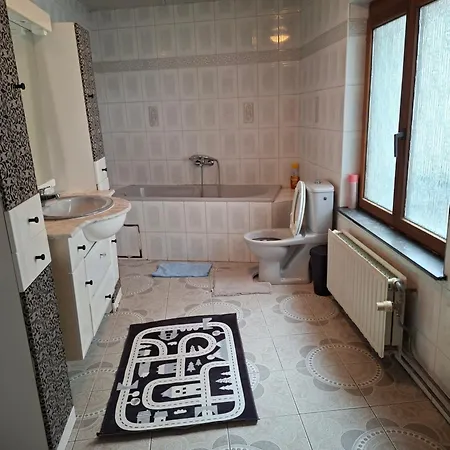 Homestay Et Dans Un Immeuble