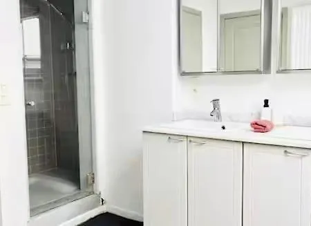 Apartment Spacious Terrace In The Heart Of *