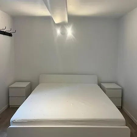 Large 3-bedroom In * Brussels
