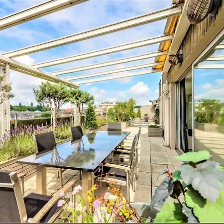 Vaste Et Somptueux A Apartment