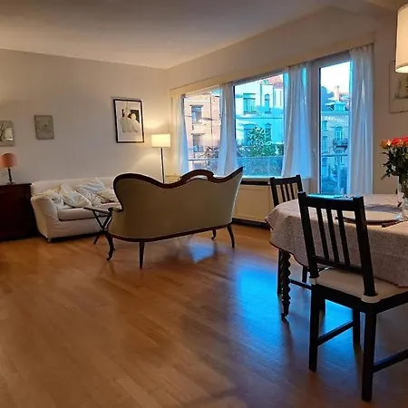 Apartment Bright And Cosy In Brussels
