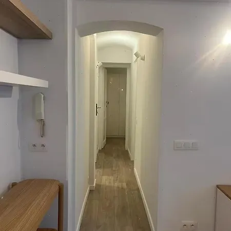 Large 3-bedroom In Apartment Brussels