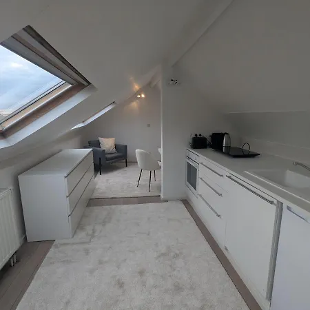 Upper St Apartment