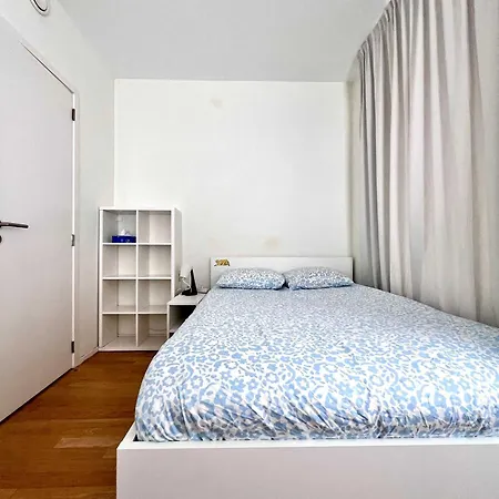 Apartment Lovely With Balcony By Grand Place For 4 Brussels