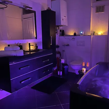 Beautiful With Jacuzzi * Brussels