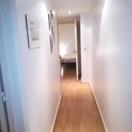 Bright And Cosy In Apartment Brussels