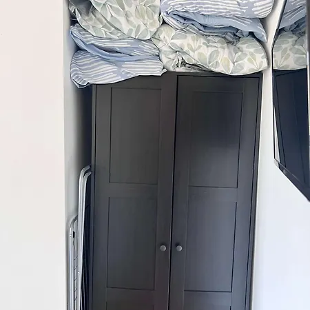 Apartment Cosy Family For Up To 9 Guests Near Midi Station