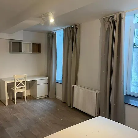 Large 3-bedroom In Apartment