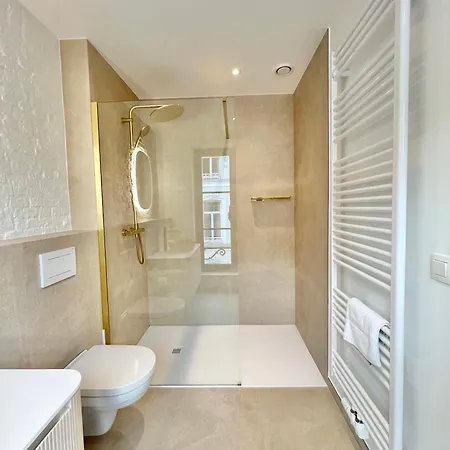 Duplex Design & Elegant Au Coeur De Apartment Brussels