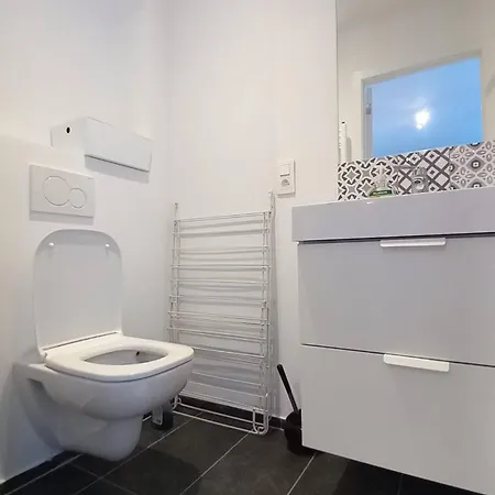 Apartment Charming At Heart Of Brussels-marolles