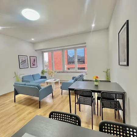 Spacious For 6 Near Center Of * Brussels