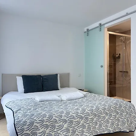 Modern & Elegant Near Montgomery Apartment *