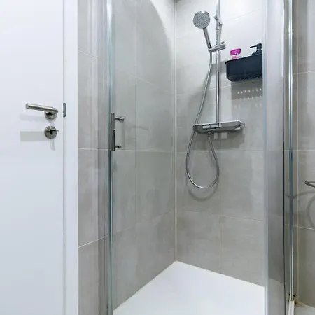 Ideal Pour Visiter