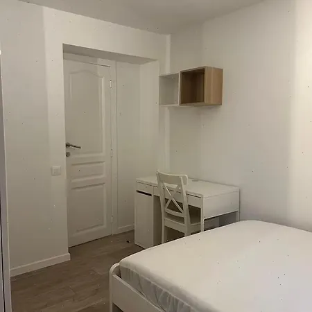 Large 3-bedroom In * Brussels