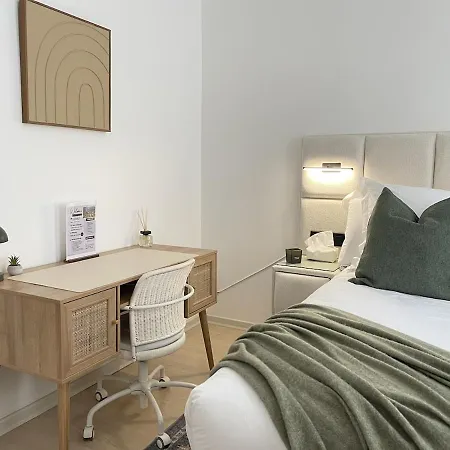 Beautiful With Jacuzzi Apartment Brussels