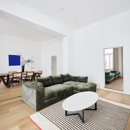 Apartment Toison D'or & Saunna 2 Brussels