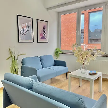 Apartment Spacious For 6 Near Center Of Brussels