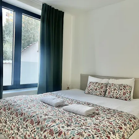 Modern & Elegant Near Montgomery Apartment Brussels