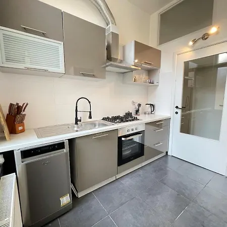 Apartment Beautiful With Jacuzzi *
