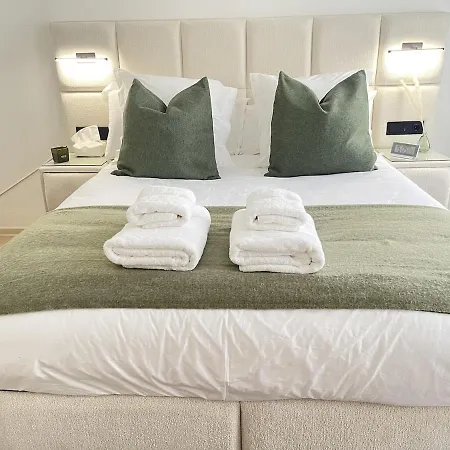 Apartment Beautiful With Jacuzzi Brussels