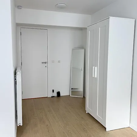 Modern & Elegant Near Montgomery Apartment Brussels