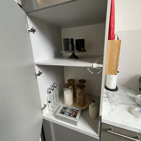 Apartment Beautiful With Jacuzzi Brussels
