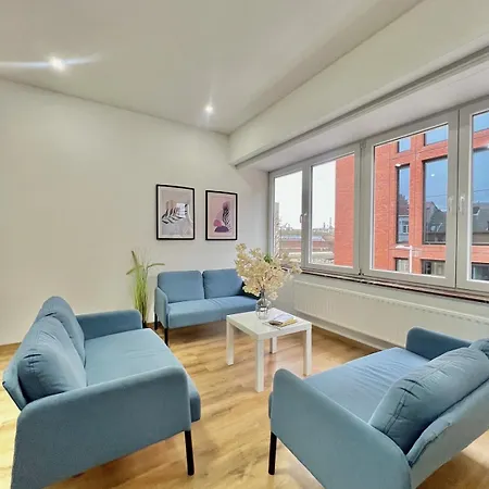 Apartment Spacious For 6 Near Center Of Brussels
