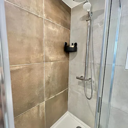 Apartment Modern & Elegant Near Montgomery Brussels