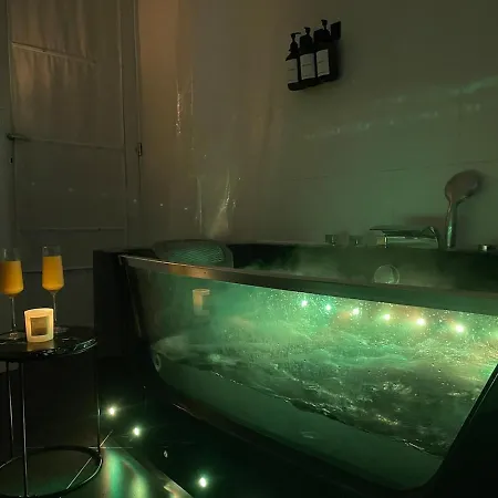 Beautiful With Jacuzzi * Brussels