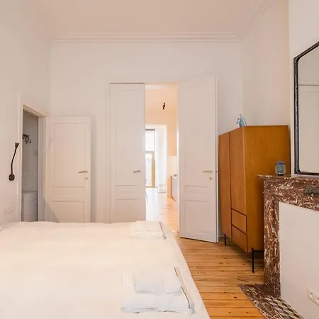 New Center Of Trendy St Gille Brussels