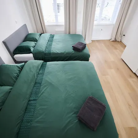 Apartment Toison D'or & Saunna 2 Brussels