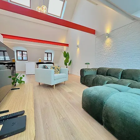 Duplex Design & Elegant Au Coeur De Brussels