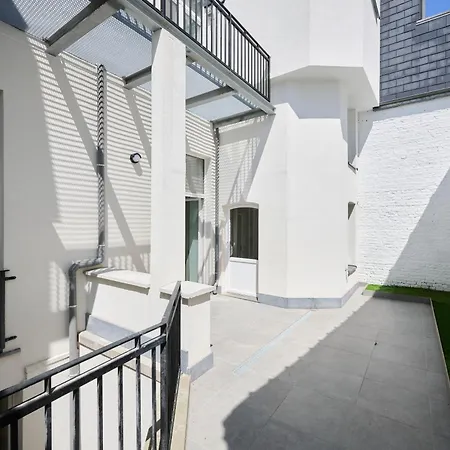 Apartment Toison D'or & Saunna 2 *