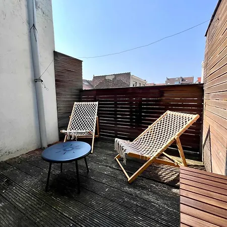 Cosy Family For Up To 9 Guests Near Midi Station Apartment *
